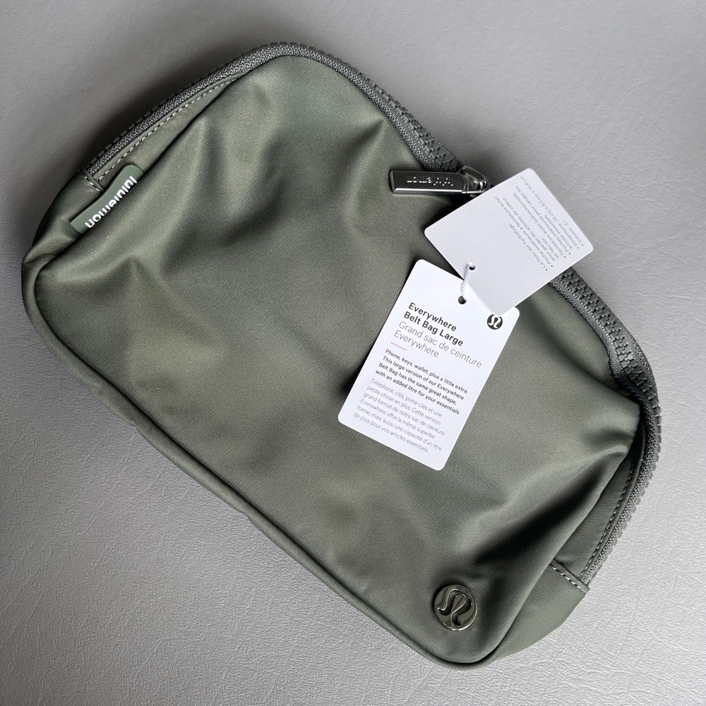 NWT Lululemon LARGE Everywhere Belt Bag 2L